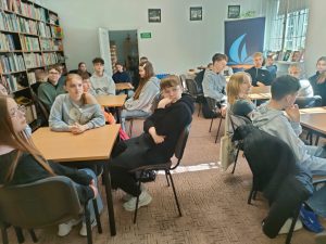 warsztaty naukowe dla młodzieży z Heweliuszami Nauki