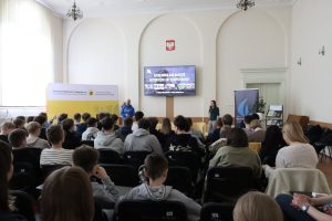 Spotkanie z dr. Wacławem Kulczykowskim w bibliotece