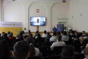 Spotkanie z dr. Wacławem Kulczykowskim w bibliotece