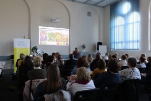 Konferencja „Kreatywność między słowami”