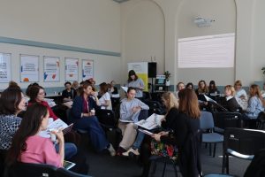 prezentowanie scenariuszy zajęć na podstawie książki