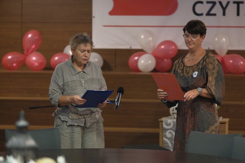 narodowe czytanie nauczycielki bibliotekarki z naszej filii w Malborku